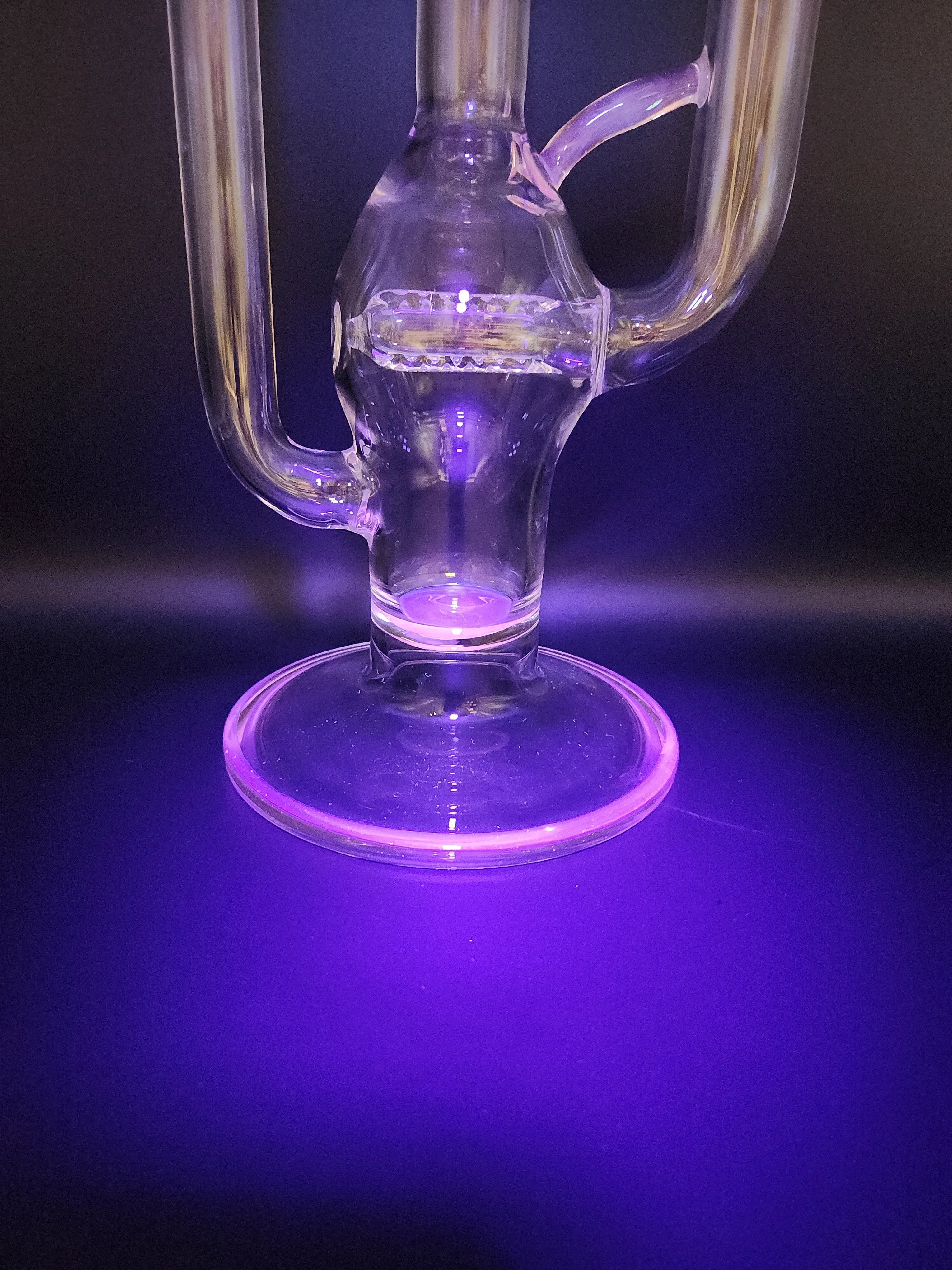 Dual Slitted UV Inline Space Staff Recycler - Fire Within Glass